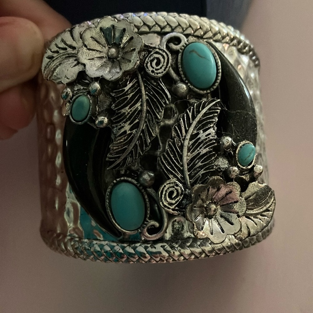 NEW JTV Silver Bracelet with real Turquoise Accents 2.5 widest part cuff NEW - Picture 5 of 11